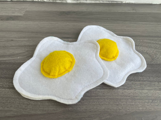 2 Egg catnip toys